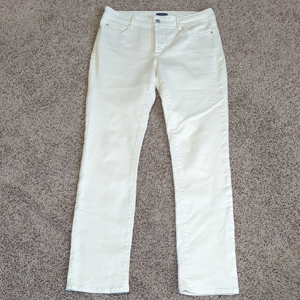 NYDJ Women's Light Cream Straight Leg Jeans